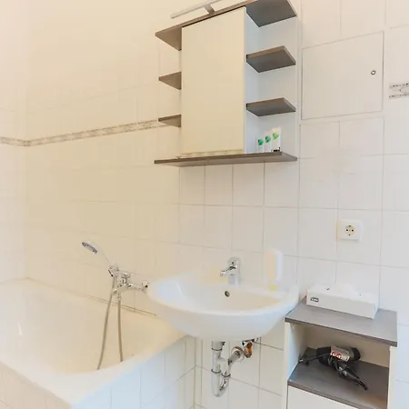 Aparthotel Viadrina Rooms&apartments Frankfurt-oder Am Park Im Zentrum