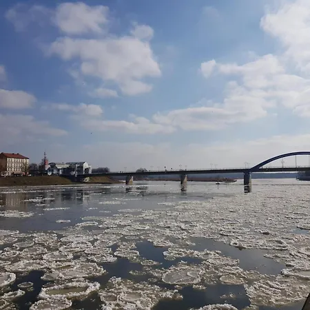 Viadrina Rooms&apartments Frankfurt-oder Am Park Im Zentrum Aparthotel 3*