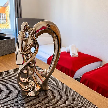 Aparthotel Viadrina Rooms&apartments Frankfurt-oder Am Park Im Zentrum