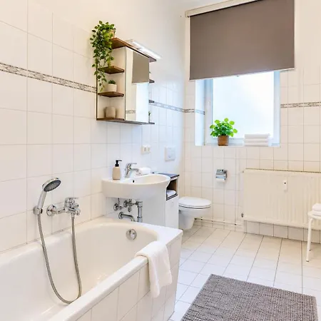 Viadrina Rooms&apartments Frankfurt-oder Am Park Im Zentrum 3*