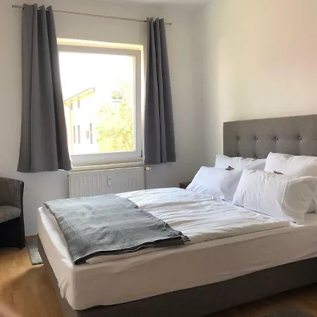 Viadrina Rooms&apartments Frankfurt-oder Am Park Im Zentrum Aparthotel 3*